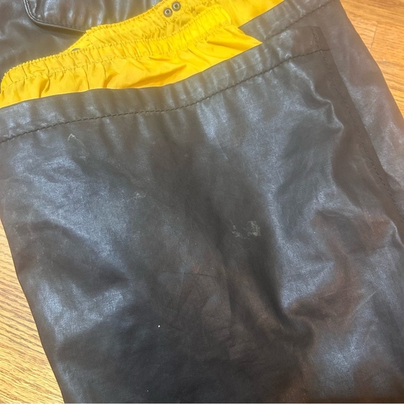 B by Burton Snowboard Ski Pants Black with Yellow Lining Mens Small - Picture 10 of 10